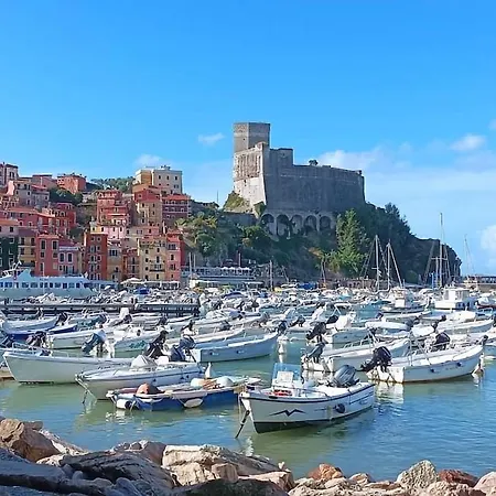 Apartment Casa Della Zia - - Trains & Ferries 5 Terre